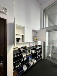 Eon Shenton (D2), Office #568043601
